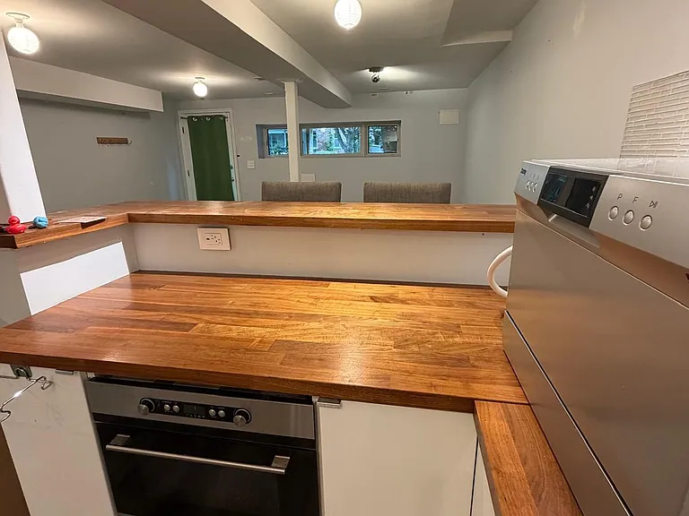 732 Kenyon St NW #2 — Photo 8
