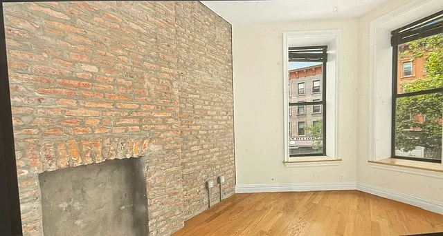 153 7th Ave #3 — Photo 5