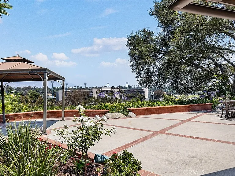 850 Chula Vista Ave — Photo 27