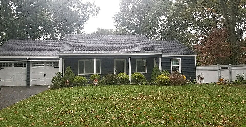 1st image of 22 Wintergreen Dr