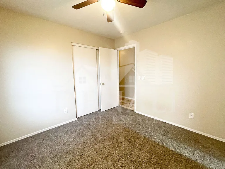 8930 W Catalina Dr — Photo 19