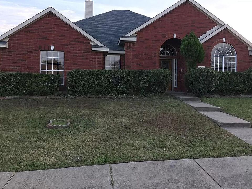 1st image of 1728 Chapman Dr