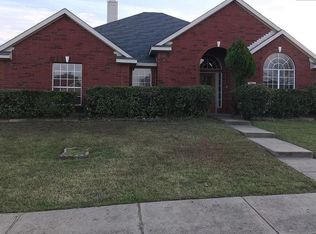 1728 Chapman Dr, Mesquite, TX 75149