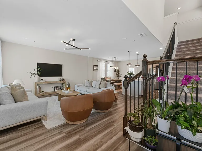 4001 Hackney Springs Ln — Photo 3