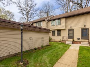 10219 Spinnaker Run, Aurora, OH 44202