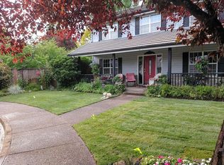 1575 Martingale St, Eugene, OR 97401