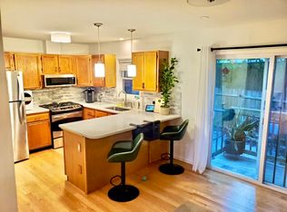 2 Howe Ter APT 3, Dorchester, MA 02125