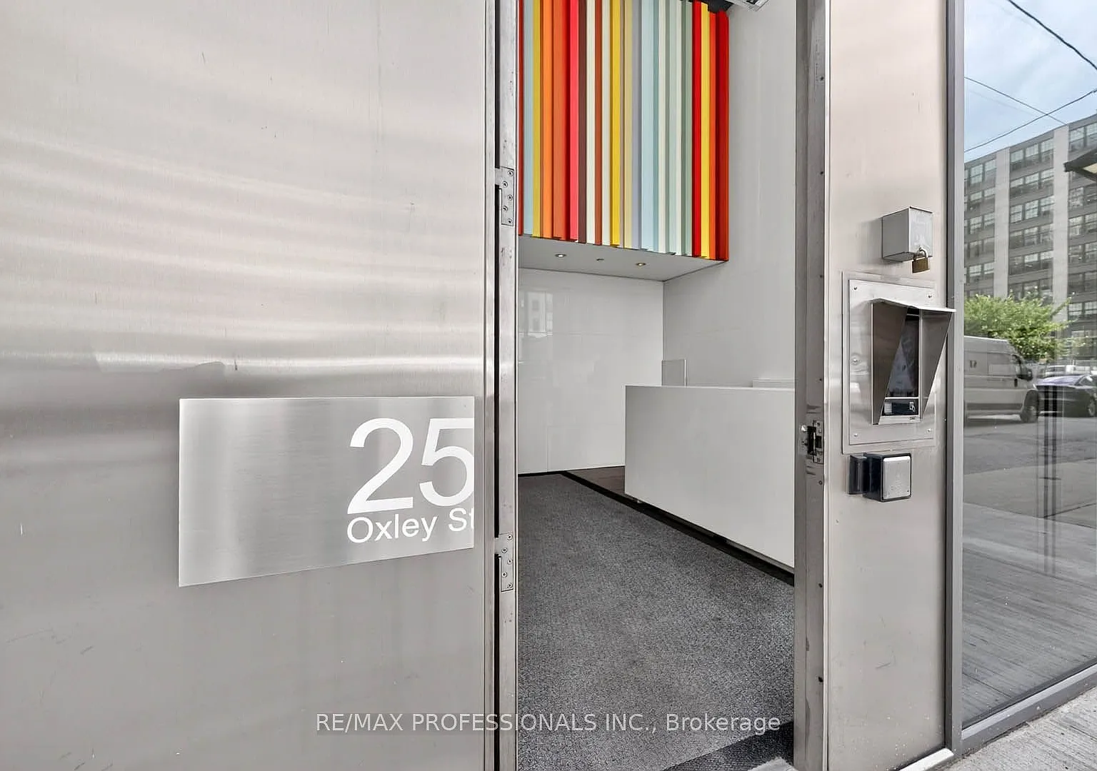 2 bed, $3,300 — Photo 2