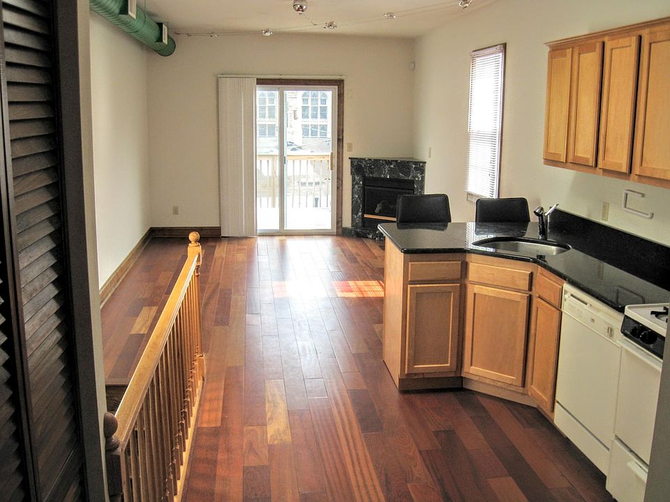 1st image of 745 S 20th St Floor 3