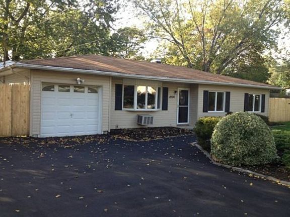 1606 Roosevelt Bohemia