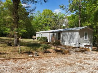 3955 Stillwater Dr, Chipley, FL 32428