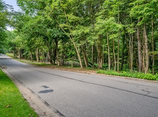 1730 Sturbridge Dr, Sewickley, PA 15143