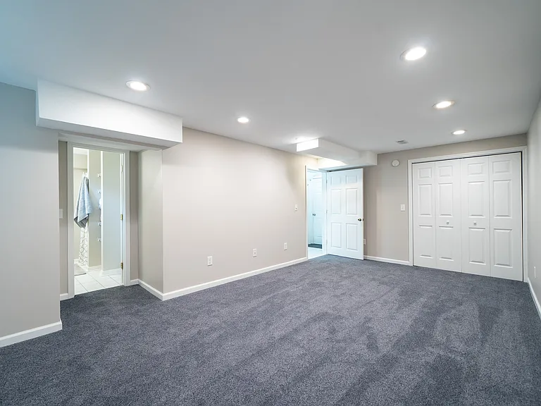 Large Bedroom with Private Bathroom