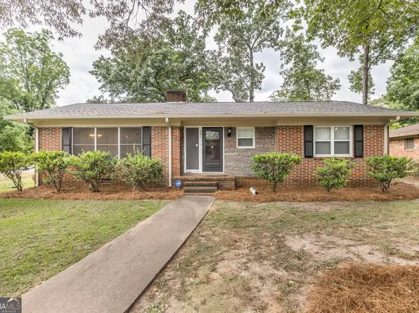 301 Bernard Dr, Warner Robins, GA 31093