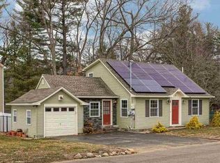 36 Adelaide St, Hudson, NH 03051