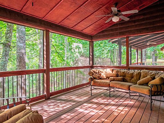 4th image of 1409 Stephens Rd
