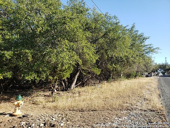 3rd image of 26010 Choctaw Trl