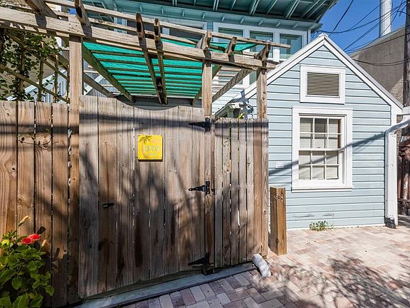 3rd image of 370 E Railroad Ave #1