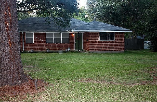 1st image of 4707 Louise St