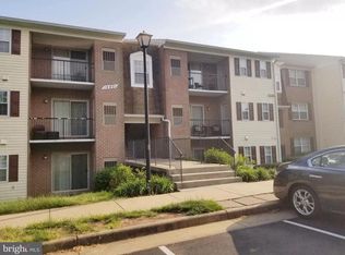 14801 Rydell Rd APT 204, Centreville, VA 20121