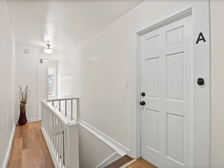 35 North St #B — Photo 9