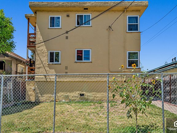 2nd image of 2125 14th Ave #25