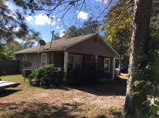 828 NW 5th Ave, Trenton, FL 32693
