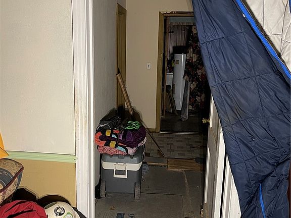 5th image of 249 N 10th St