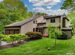 51 Long Meadow Rd, Bethlehem, CT 06751