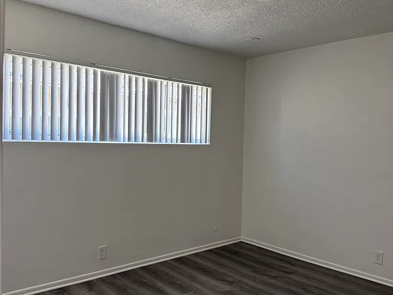 9641 Maureen Dr #5 — Photo 20