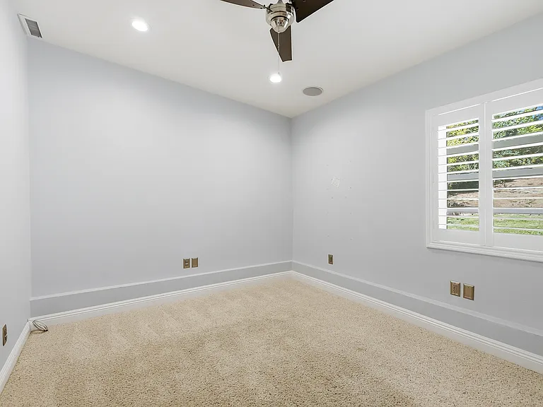 376 Quiet Ct — Photo 10