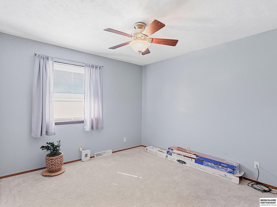 22nd image of 10632 M St