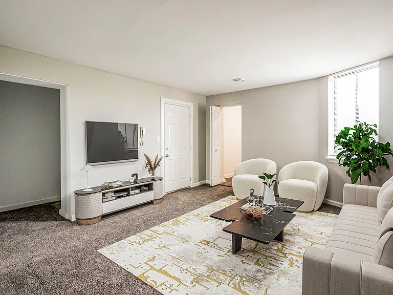 Kirkwood Apartments — Photo 7