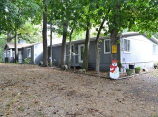 2841 N 4201st Rd, Sheridan, IL 60551