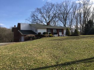 134 Andrews Trce, New Castle, PA 16102