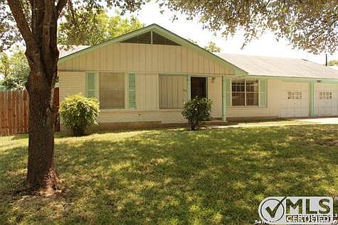 1st image of 6022 Deer Horn Dr