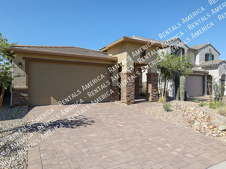 8817 W Luke Ave — Photo 3