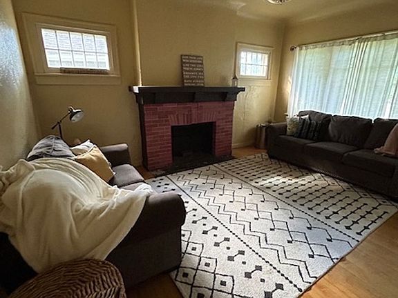 4th image of 916 N 31st St #1