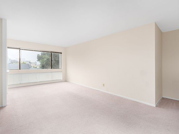 3rd image of 1915 California St APT 101