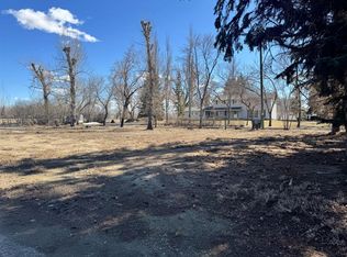 170 9th St NW, Drumheller, AB T0J0Y1