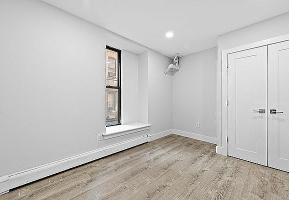 5th image of 502 W 135th St #Basement