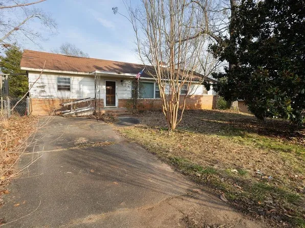 321 Katherine St, Easley, SC 29640