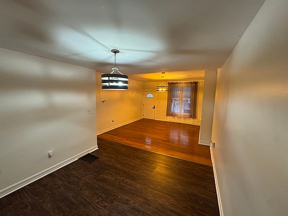 5th image of 250 N 19th St