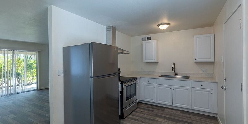 1st image of 1017 E Fairmount Ave #1017