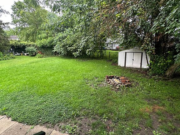 2nd image of 311 W Evers Ave
