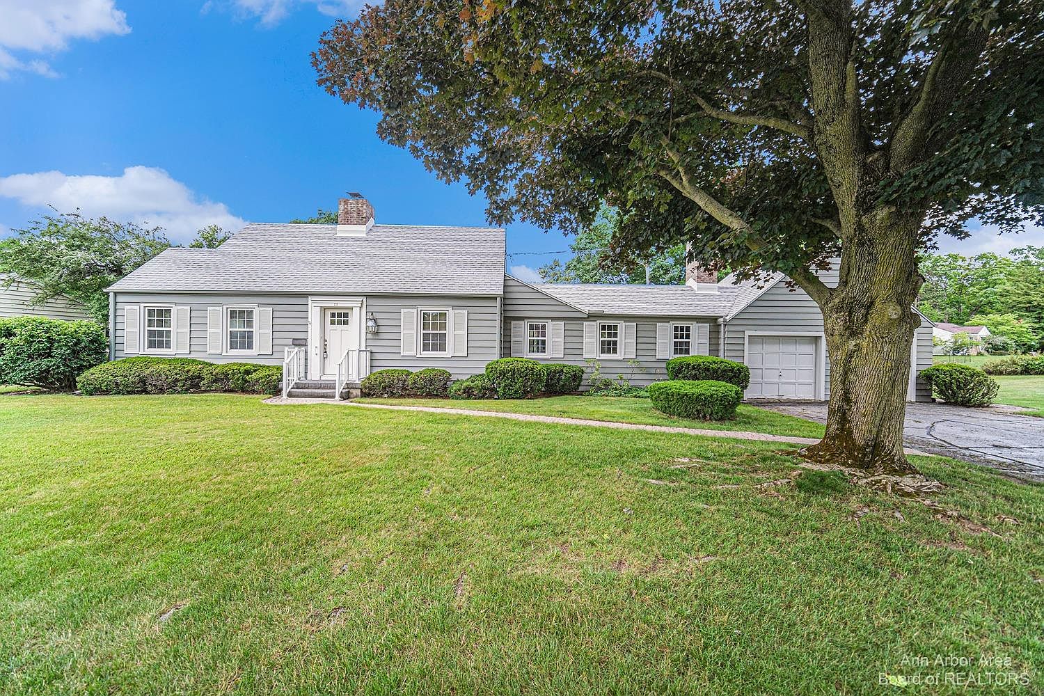 711 Outer Dr, Tecumseh, MI 49286 MLS 3295163 Zillow