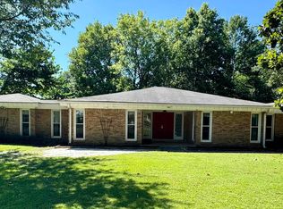 1667 Miller Farms Rd, Germantown, TN 38138