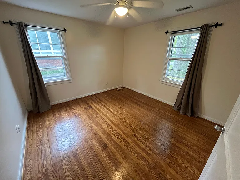 8516 Wetherly Dr — Photo 6