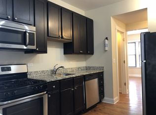 1303 W Columbia Ave, Chicago, IL 60626