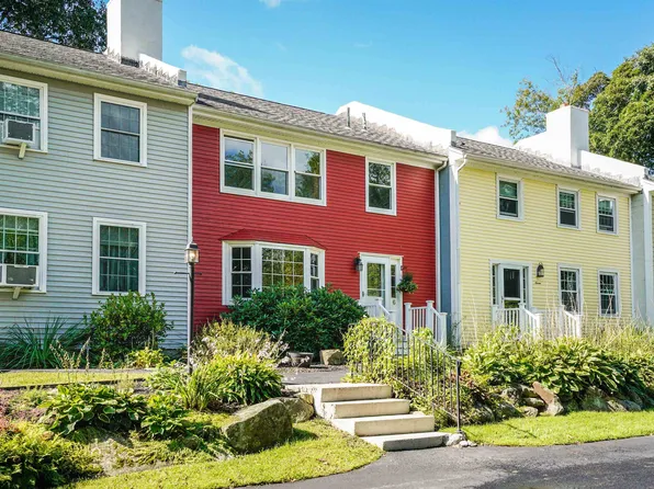 41 Boulder Brook Dr #6, Exeter, NH 03833